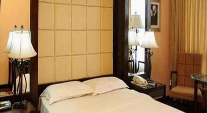 Planta Centro Bacolod Hotel & Residences Экстерьер фото